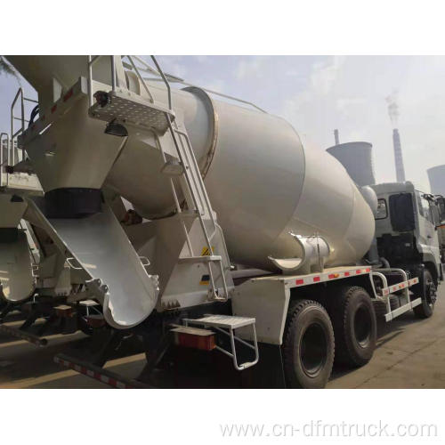 Transport Dongfeng 10 cbm conrete mixer truck